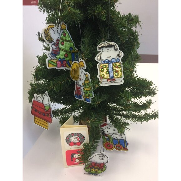 Vintage 1979 Peanuts Hand Made Hand Painted Six Christmas Ornaments United - Picture 9 of 10